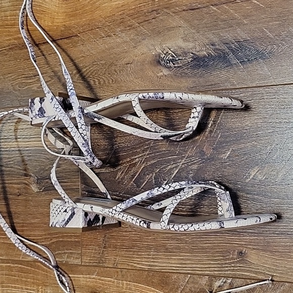 Steve Madden shoes - Picture 5 of 7